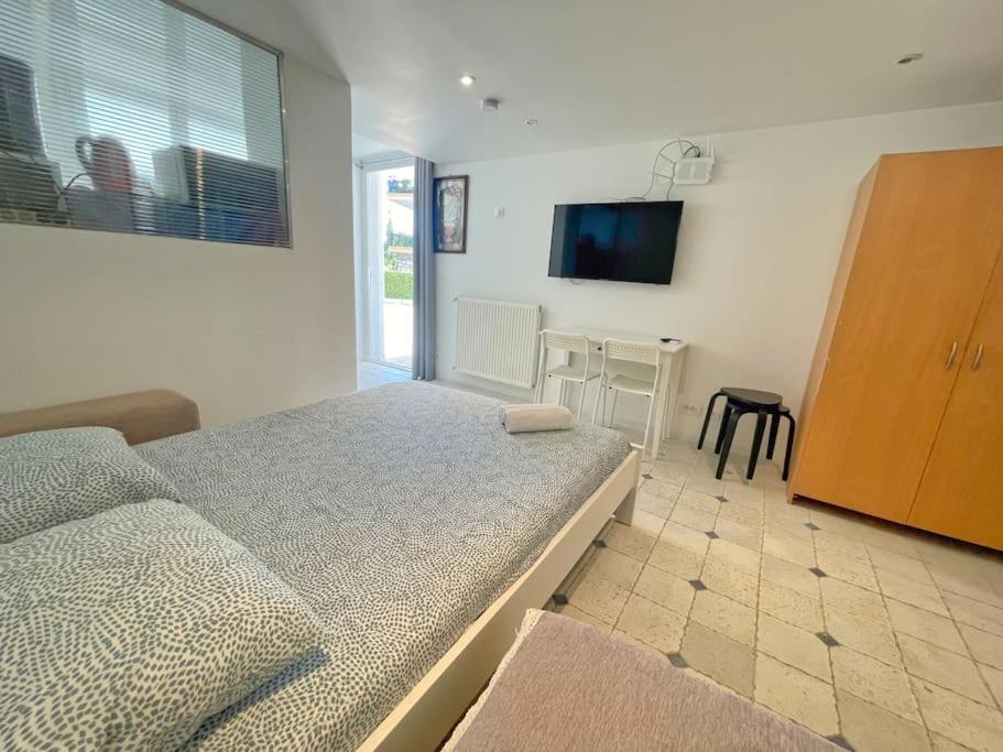 Villa 4 Appartements - Proche Centre Cagnes-sur-Mer Exterior photo